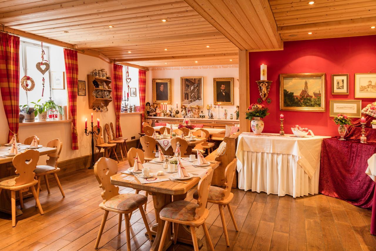Kaiserhof Hotel Sonne Noerdlingen Ngoại thất bức ảnh