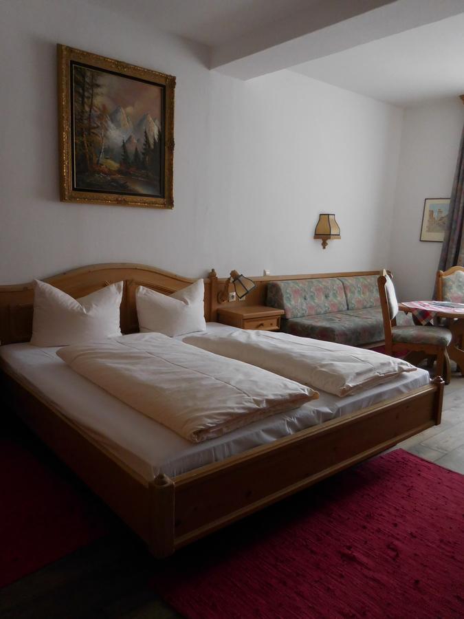 Kaiserhof Hotel Sonne Noerdlingen Ngoại thất bức ảnh