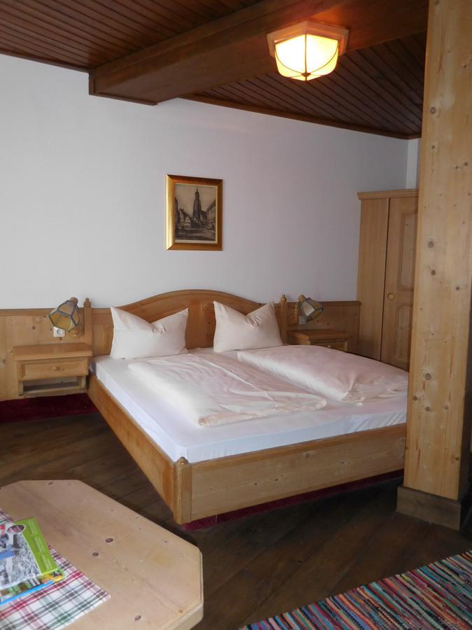 Kaiserhof Hotel Sonne Noerdlingen Ngoại thất bức ảnh